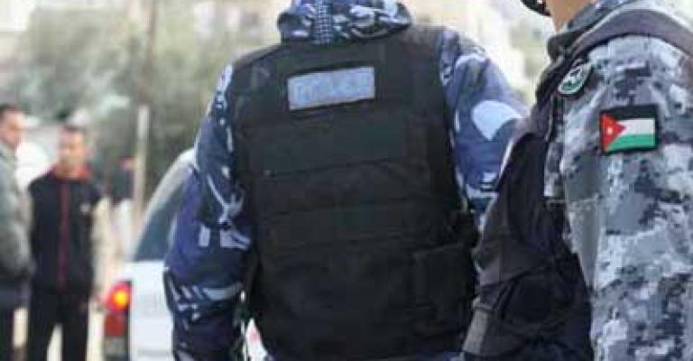 بعد مشاجرة بالجكات..تطويق مبنى قصر العدل في الكرك