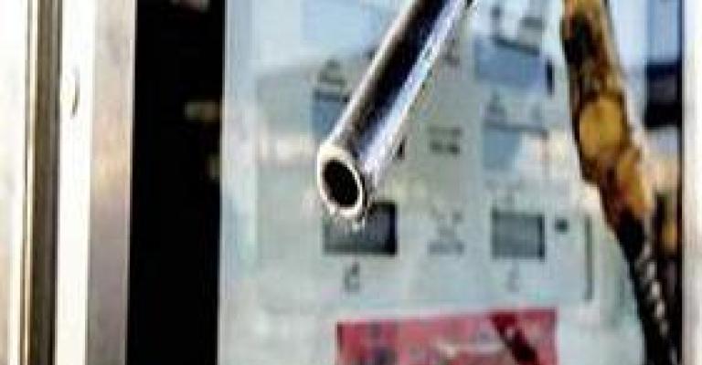 الصناعة والتجارة ترفع أسعار المشتقات النفطية