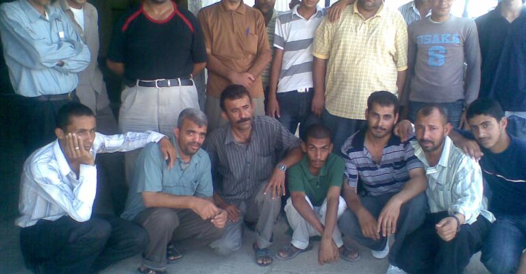 27 عاملا في مصنع بولسترين متعثر محرومون كسرة الخبز