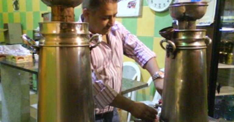 الأمانة تؤكد عدم منح رخص جديدة لمحلات بيع " القهوة السائلة "