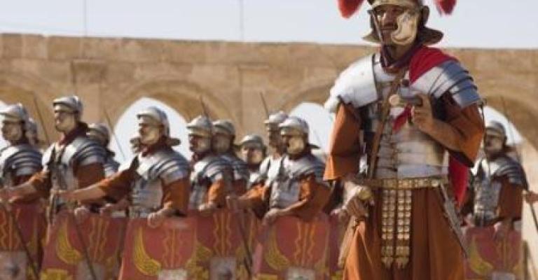 قصة عمان 100 خطوة وخطوة