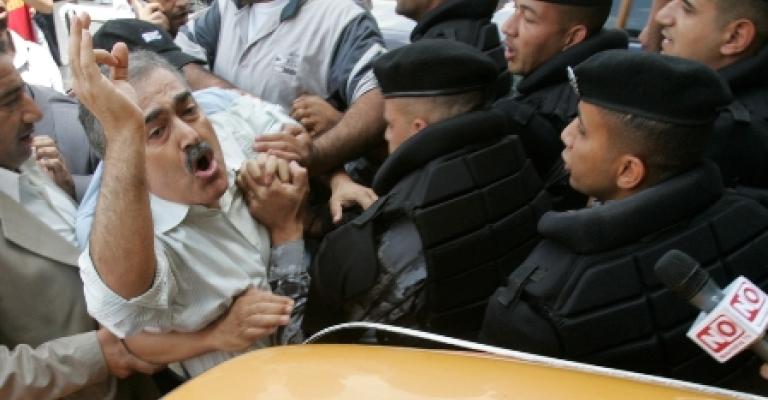 العنف بين رجال أمن ومواطنين: الدولة عشيرة أخرى