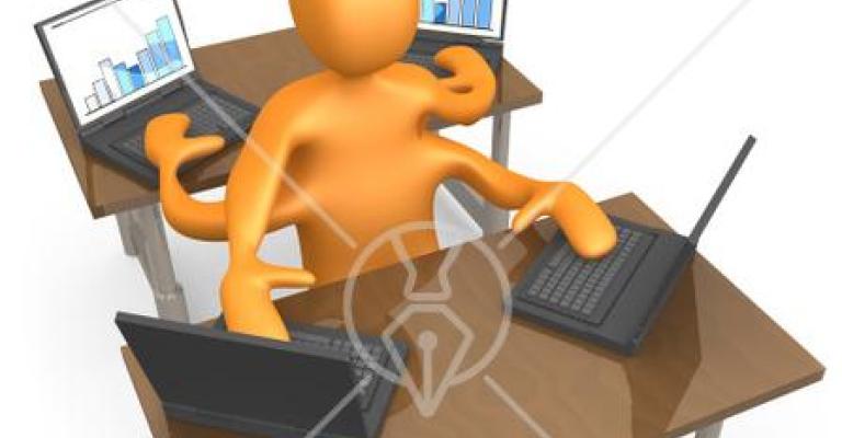 الموظفون في الإمارات الأكثر تأثرا بالأزمة الاقتصادية