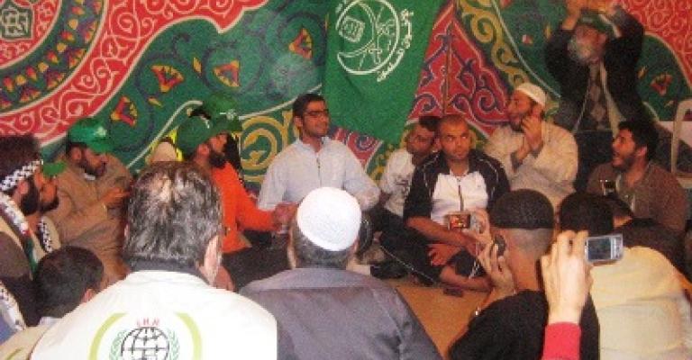 شريان الحياة..نافذة العالم على العقبة (صور)