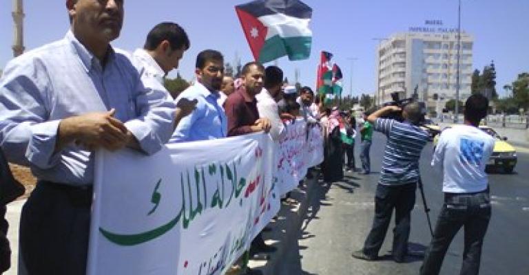 يومان على إضراب أمهات المعتقلين عن الطعام..وانتظار الموافقة على اعتصامهن