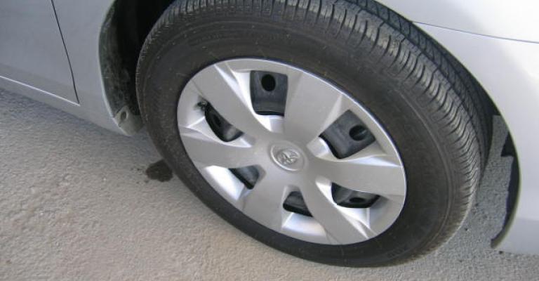 مدير الجمارك: 39 مركبة هربت ببيانات مزورة