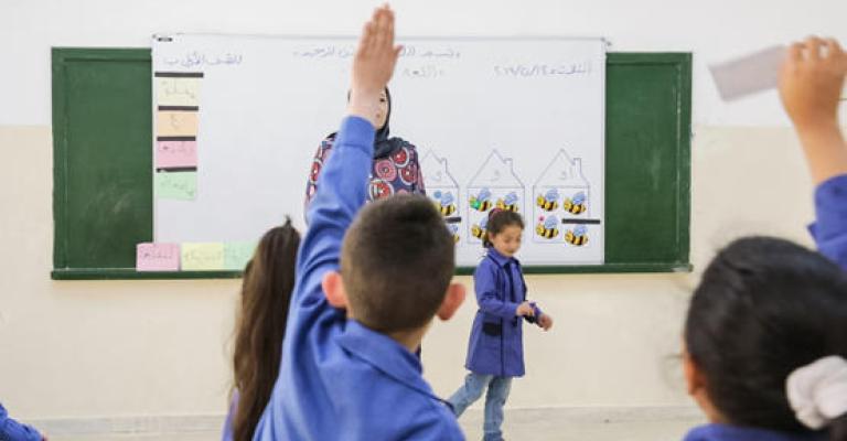 وزير التربية: لا عودة لدوام الطلبة في المدارس حتى نهاية الفصل الثاني وزير التربية: إدارات التربية والمدارس لن تستقبل أي مراجعين