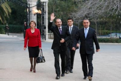 تغطية مباشرة لتشكيل الحكومة الجديدة (صور) 