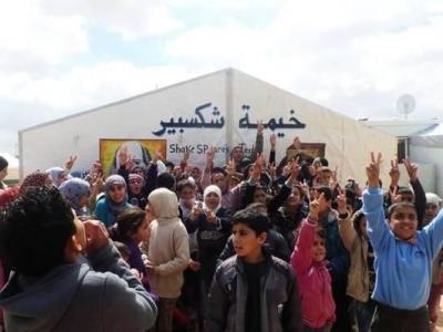 دورات ومراكز لتنمية مواهب أطفال اللاجئين في "الزعتري"