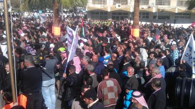 "الانتفاضة الشعبية للإصلاح" في صور