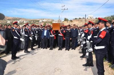 تشييع جثمان الرقيب المقابلة في جرش- صور