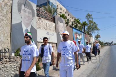 مسير على الأقدام من الزرقاء إلى الديوان تضامنا مع الأسرى -صور