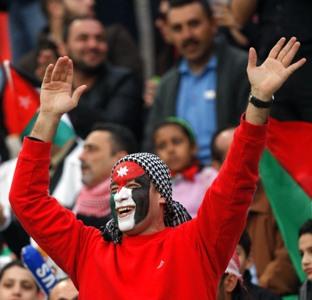 فرحة الأردنيين بتأهل نشامى المنتخب لربع نهائي كأس آسيا (صور)