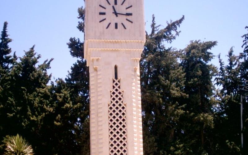 الاردنية: اعتصام لإسقاط الدفع قبل التسجيل 