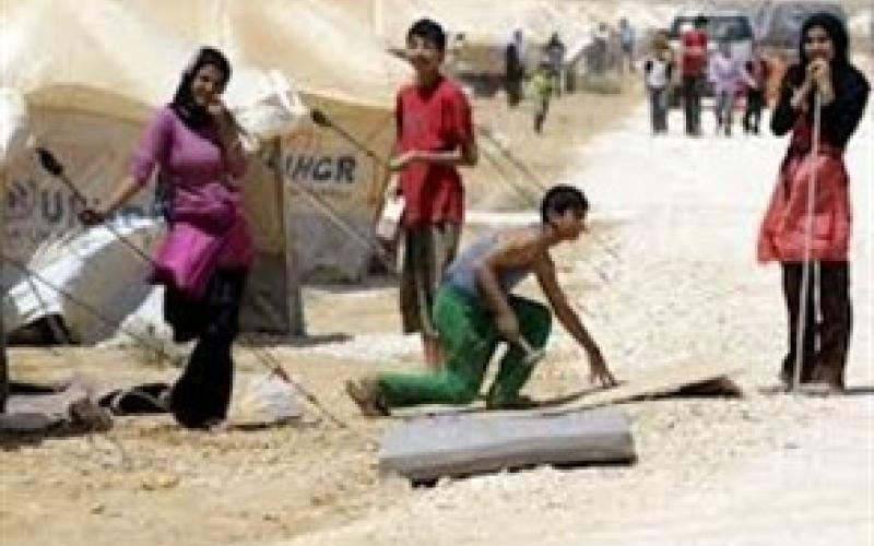 رويترز: الأردن يرفض دخول آلاف اللاجئين السوريين