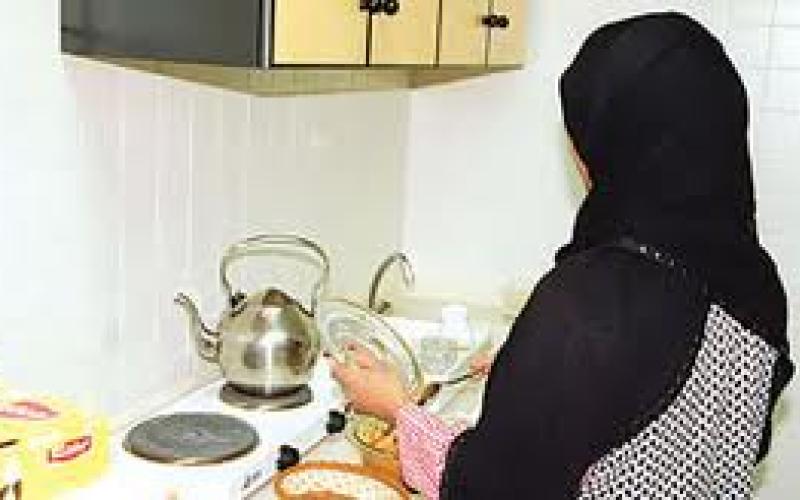 العفو الدولية تنتقد الأردن في التعامل مع الأجانب والعاملين بالمنازل