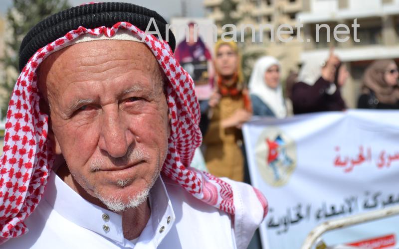 أهالي الأسرى في (صور)