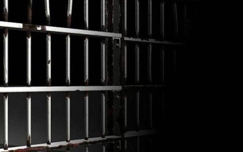 اخلاء سبيل موظفين من الغذاء والدواء بعد توقيفها بالخطأ