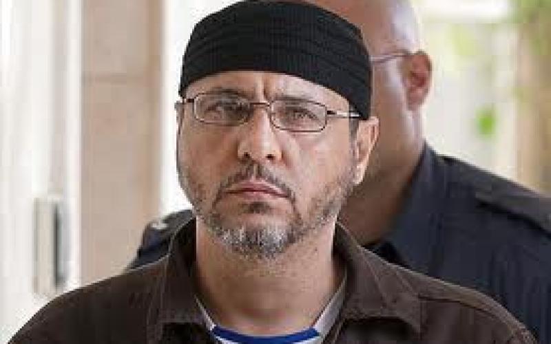 تعرض الأسير عبد الله البرغوثي للضرب