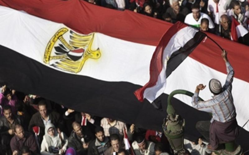 مصر: ثلاثة قتلى باشتباكات بين مؤيدي ومعارضي مرسي