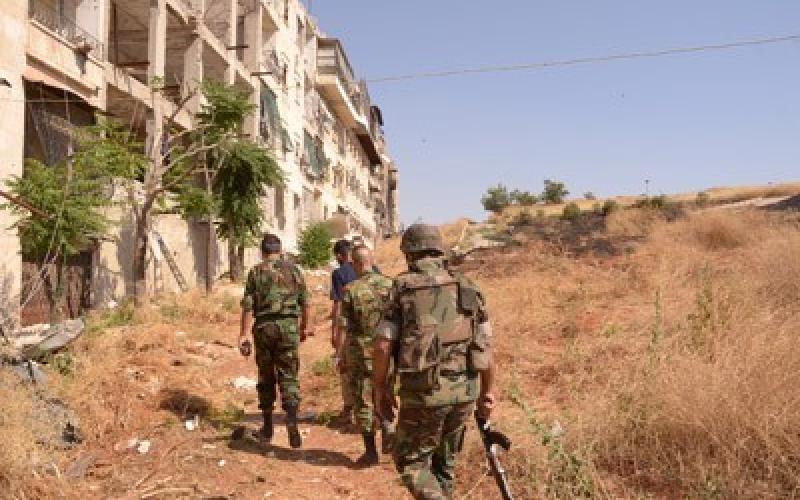 سانا: نقل متزعم مجموعة مسلحة للأردن إثر إصابته