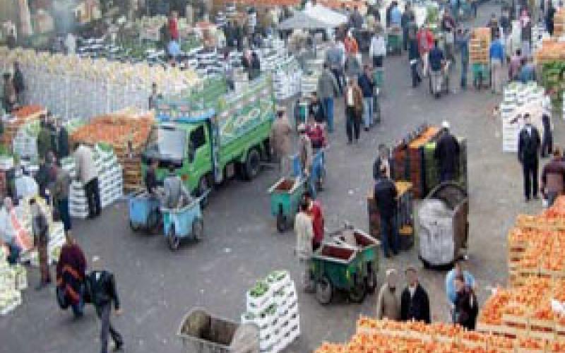 انخفاض أسعار الخضار في السوق المركزي