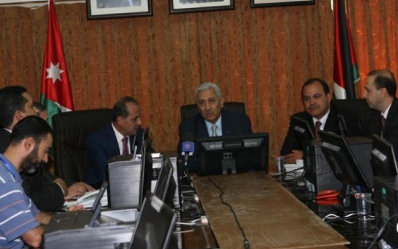 النسور: الانتخابات البلدية ستكون نزيهة بالمطلق