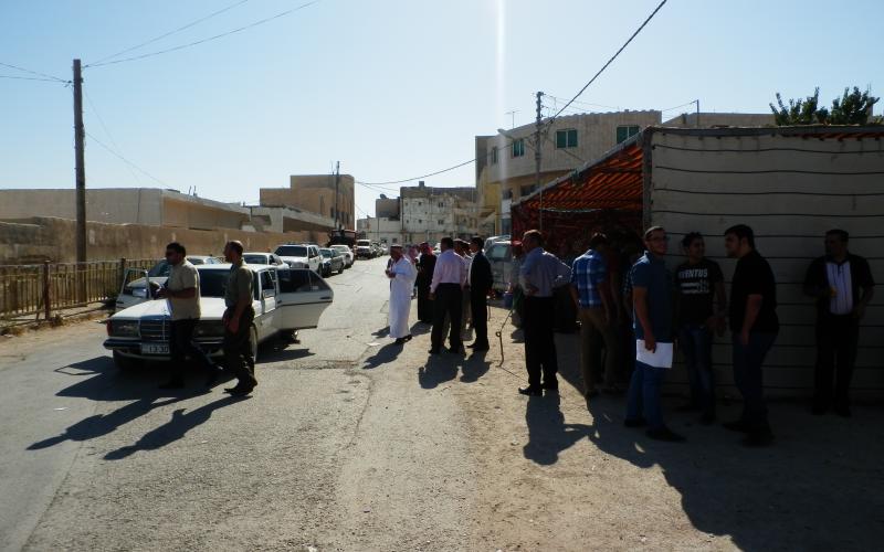 الكرك: إطلاق نار إمام مدرسة زين الشرف، والإقبال ما زال ضعيفا