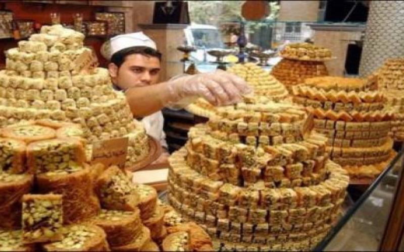 المطاعم ومحال الحلويات السورية تفرض نفسها بقوة في الزرقاء