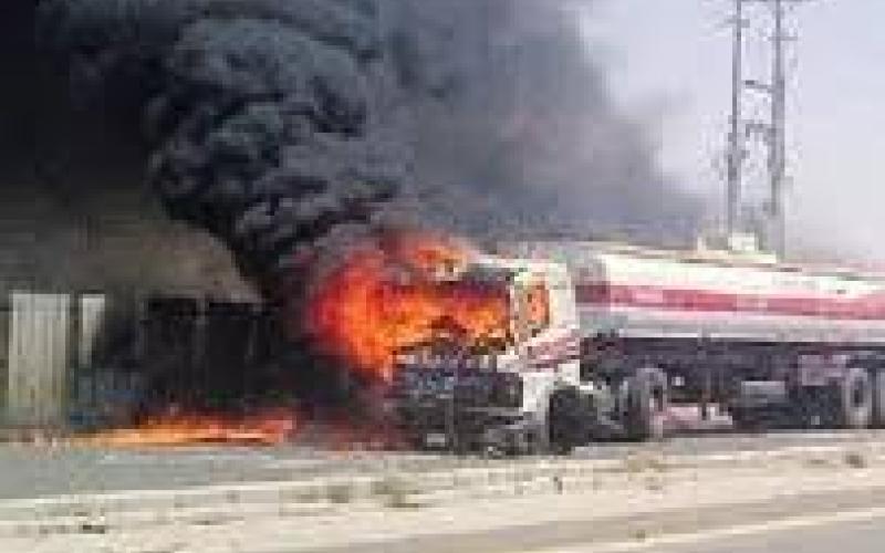 الزرقاء:تدهور واحتراق صهريج للنفط الخام