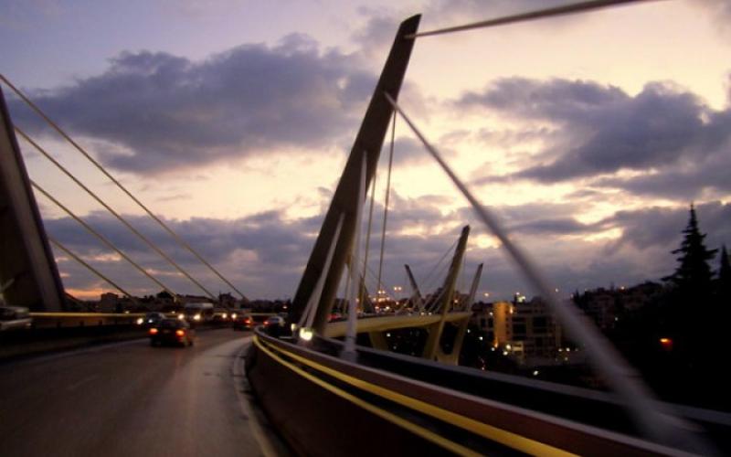 أجواءصيفية نهاراً تميل للبرودة ليلاً واحتمال لتشكل الضباب