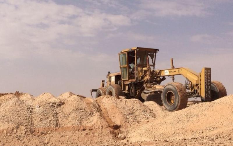 إنجاز 85 % من طريق الطفيلة النافذ