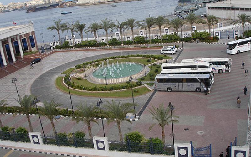 "النقل" تدرس إنشاء موانئ برية