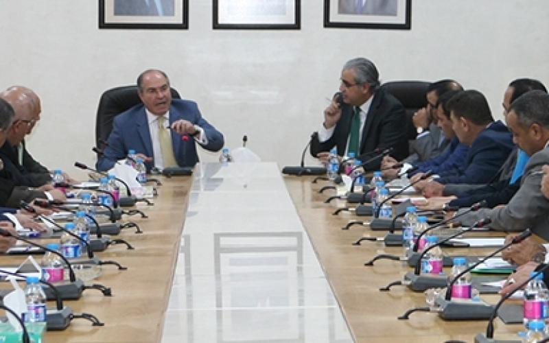 الملقي: لا عروض غاز من دول أخرى