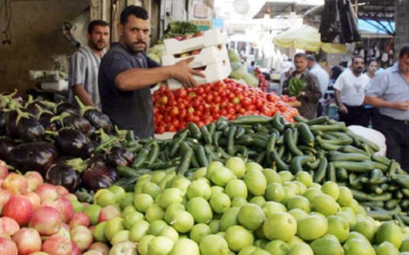 2523 طن خضار وفواكه ترد للسوق المركزي اليوم