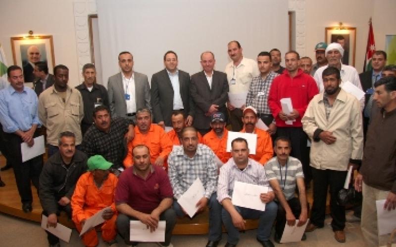 امانة عمان تكرم مجموعة من العمال بمناسبة عيد العمال 
