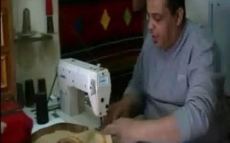يعرب العراقي بائع قطع تراثية لبلاد الشام ( فيديو )