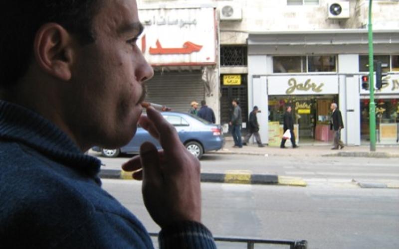 حظر التدخين في الأماكن العامة..متى التطبيق؟ 