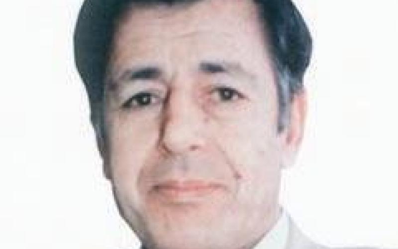 وفاة الصحفي محمود برهوم