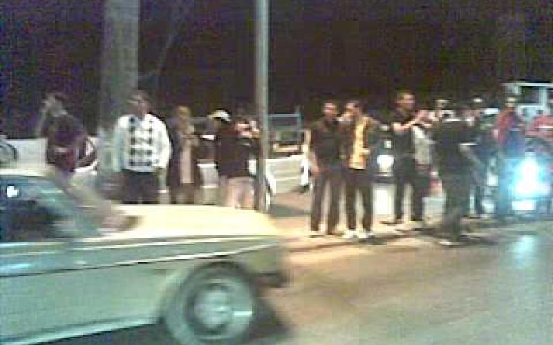 الاربداويون يهربون من الحر الى شارع البتراء