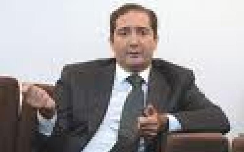 الرفاعي استوعب أخطاء عوض الله والذهبي وظهر بسياسة مكتسبة ولكنها مختلفة 