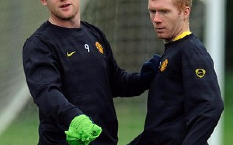 Rooney, Scholes out of Man United squad