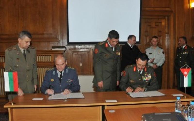 اتفاقية تعاون بين الأردن وبلغاريا في المجال الدفاعي