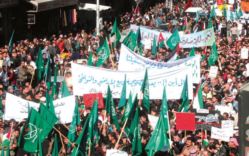 جبهة العمل والوطني الدستوري يحددان شروط المشاركة في لجنة الحوار