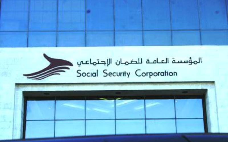 اعتصام متدربي الضمان أمام رئاسة الوزراء 