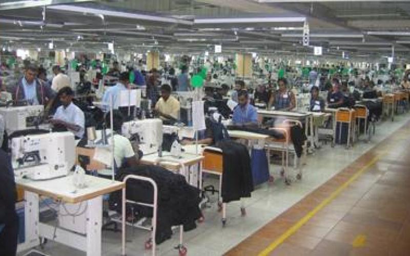 حرمان 630 بنغالية من وجبة العشاء في احد مصانع Qiz