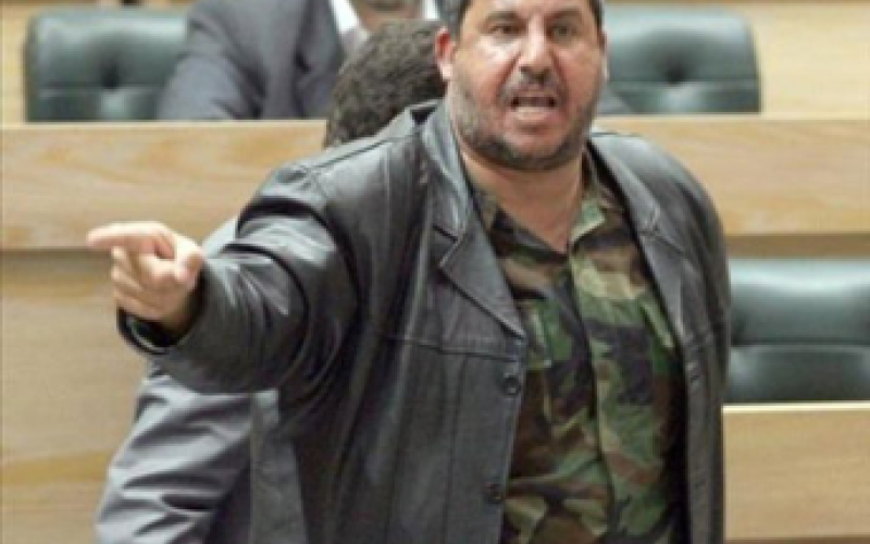 صحفيون ينوون ملاحقة النائب السعود قضائياً