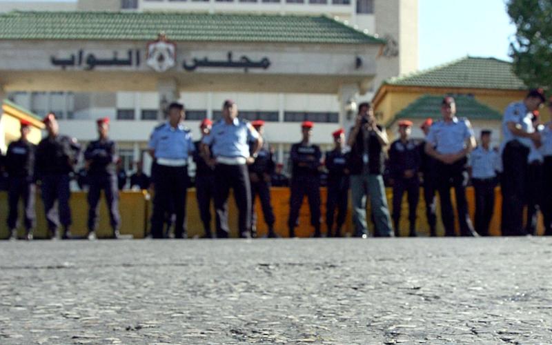 اعتصام أمام النواب: كازينو البخيت يعلن أسبوع مجاني