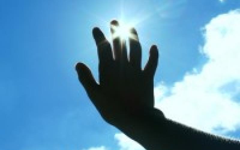 طاق طاق طاقية بدنا طاقة شمسية