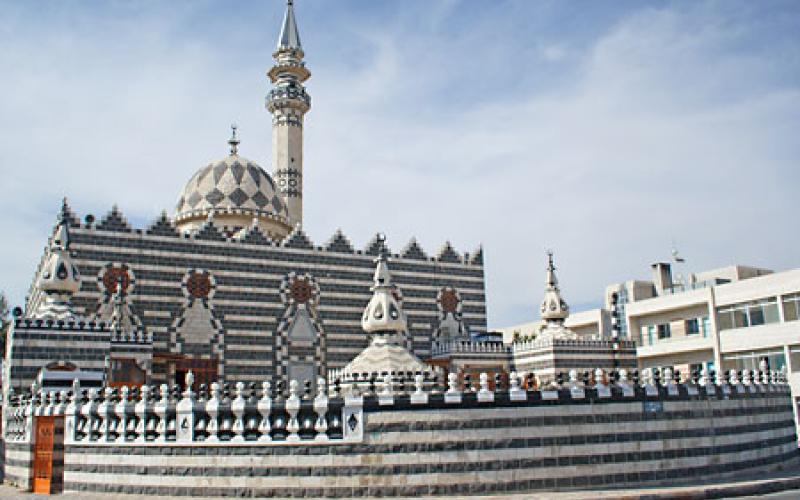 الوحدة يعتصم ضد الفساد ومن اجل حياة كريمة